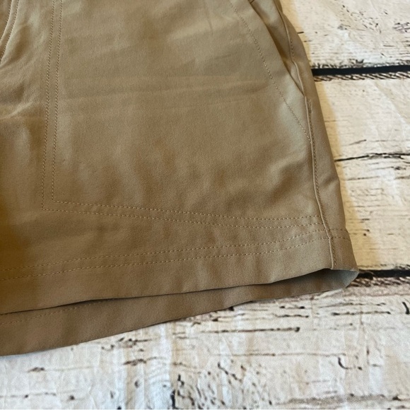 Patagonia Tan Hiking Shorts Size 6 - Picture 6 of 10